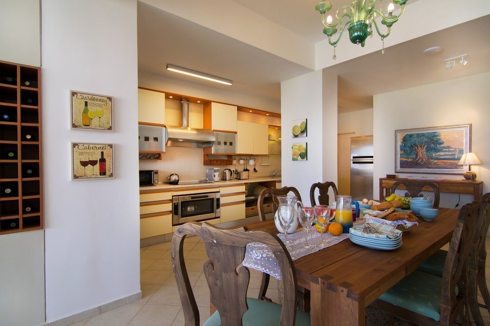Espera Luxury Beach Front Residence With Pool & Bbq, By Thinkvilla Rethymno Esterno foto