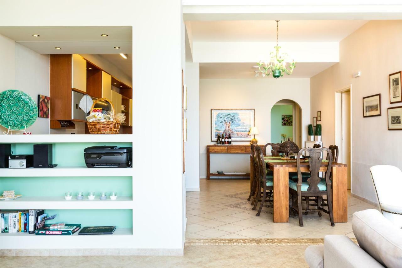 Espera Luxury Beach Front Residence With Pool & Bbq, By Thinkvilla Rethymno Esterno foto